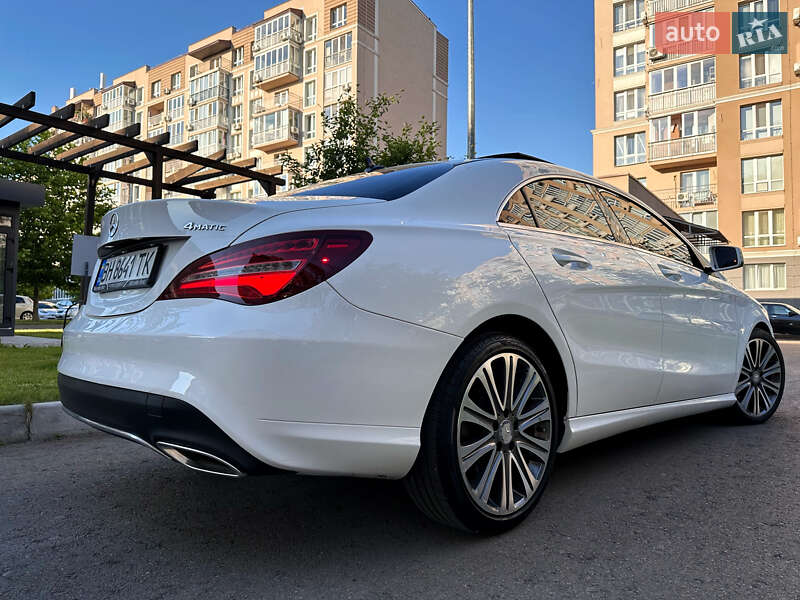 Седан Mercedes-Benz CLA-Class 2018 в Киеве