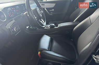 Седан Mercedes-Benz CLA-Class 2019 в 