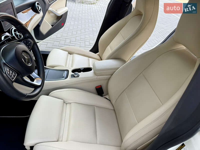 Седан Mercedes-Benz CLA-Class 2015 в Житомире