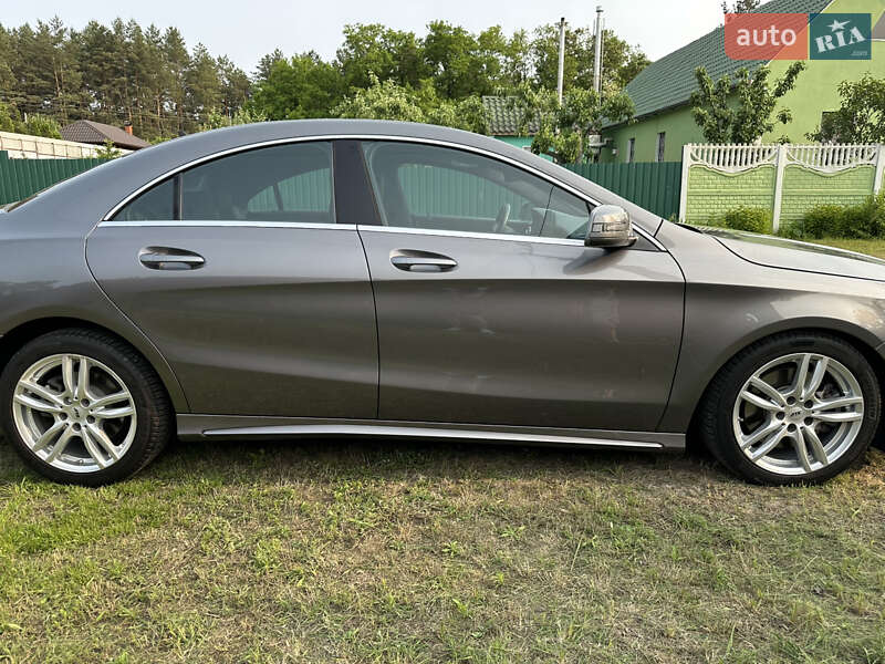 Седан Mercedes-Benz CLA-Class 2015 в Киеве