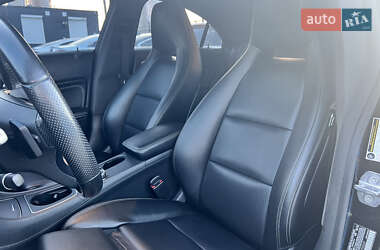 Седан Mercedes-Benz CLA-Class 2018 в 