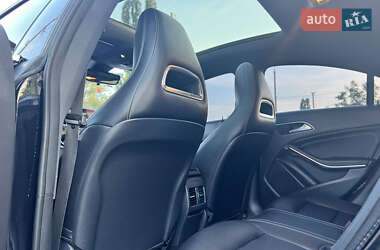 Седан Mercedes-Benz CLA-Class 2018 в 