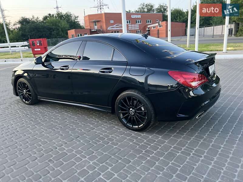 Седан Mercedes-Benz CLA-Class 2015 в Днепре