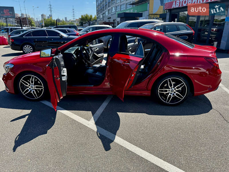 Седан Mercedes-Benz CLA-Class 2018 в Киеве