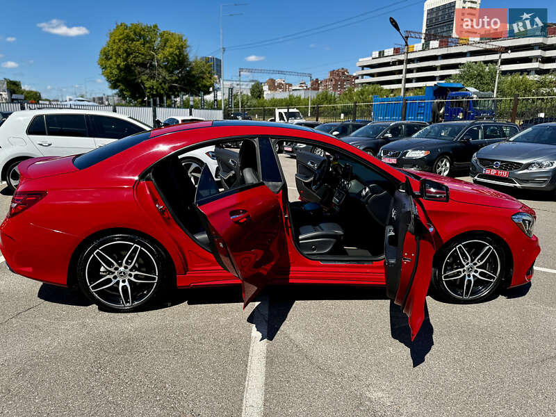 Седан Mercedes-Benz CLA-Class 2018 в Киеве
