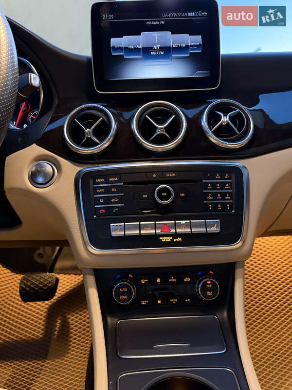 Седан Mercedes-Benz CLA-Class 2018 в Хмельницькому