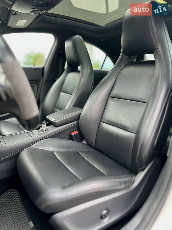 Седан Mercedes-Benz CLA-Class 2013 в Днепре фото 12 Седан Mercedes-Benz CLA-Class 2013 в Днепре