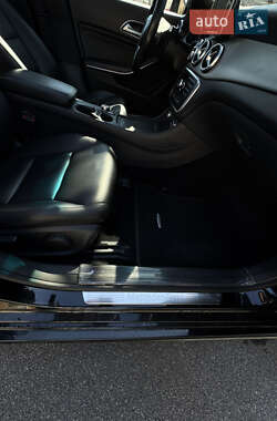 Седан Mercedes-Benz CLA-Class 2013 в 