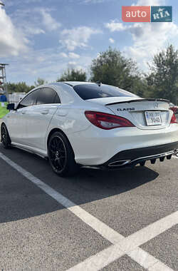 Седан Mercedes-Benz CLA-Class 2017 в 