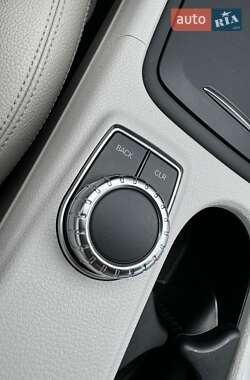 Седан Mercedes-Benz CLA-Class 2013 в 