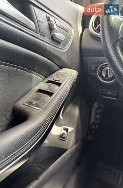 Седан Mercedes-Benz CLA-Class 2019 в 