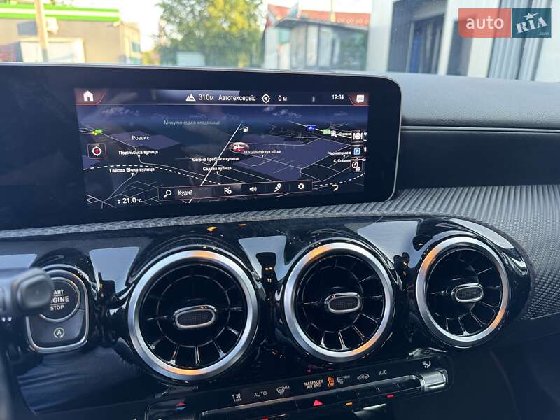 Седан Mercedes-Benz CLA-Class 2019 в Тернополе