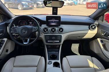 Седан Mercedes-Benz CLA-Class 2018 в 