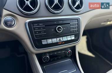 Седан Mercedes-Benz CLA-Class 2018 в 