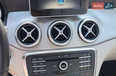 Седан Mercedes-Benz CLA-Class 2016 в 