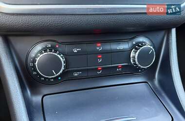 Седан Mercedes-Benz CLA-Class 2016 в 