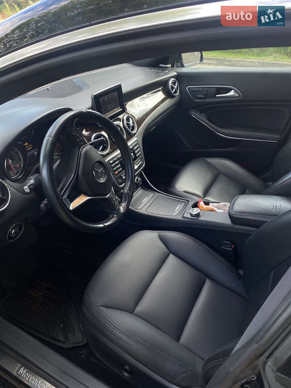 Седан Mercedes-Benz CLA-Class 2014 в Долине