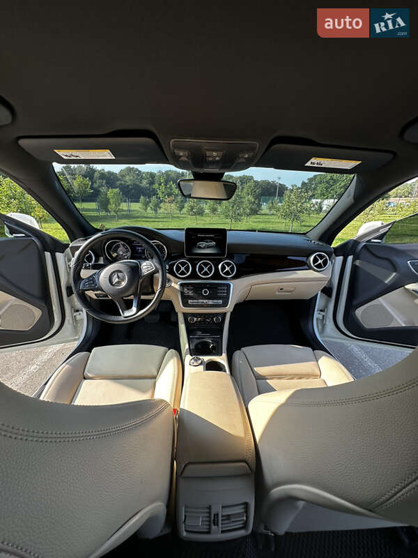 Седан Mercedes-Benz CLA-Class 2017 в Ивано-Франковске