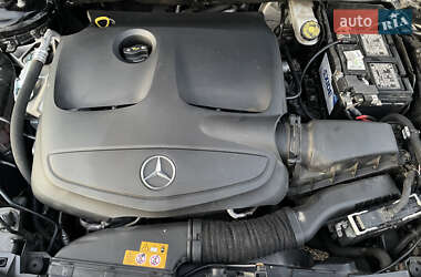 Седан Mercedes-Benz CLA-Class 2019 в 