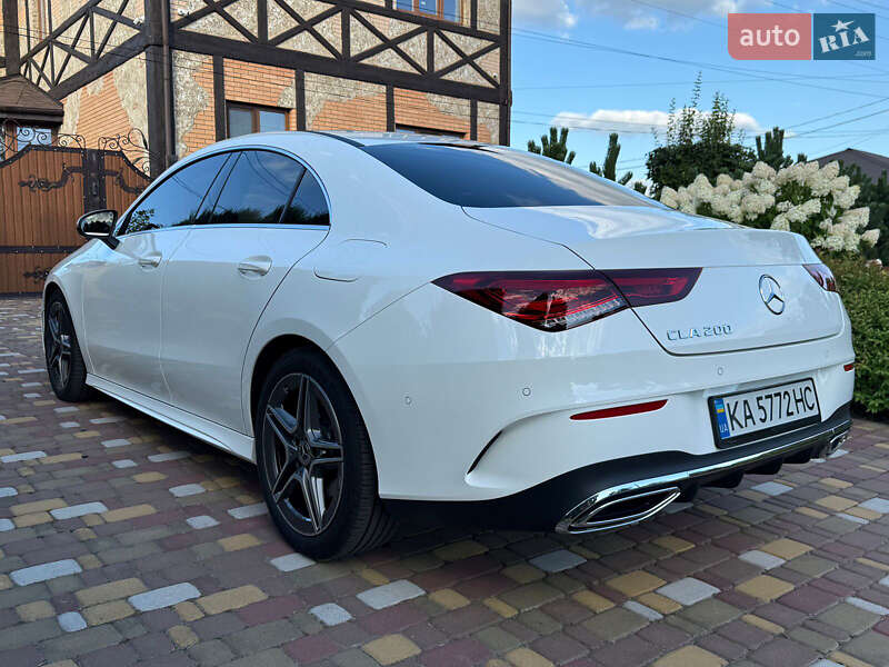 Седан Mercedes-Benz CLA-Class 2022 в Киеве
