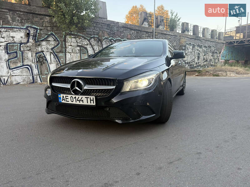 Седан Mercedes-Benz CLA-Class 2013 в Днепре