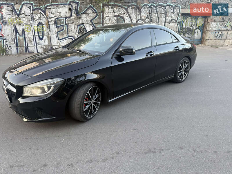 Седан Mercedes-Benz CLA-Class 2013 в Днепре