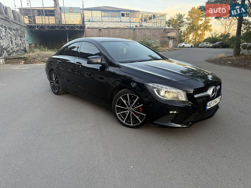 Седан Mercedes-Benz CLA-Class 2013 в Днепре