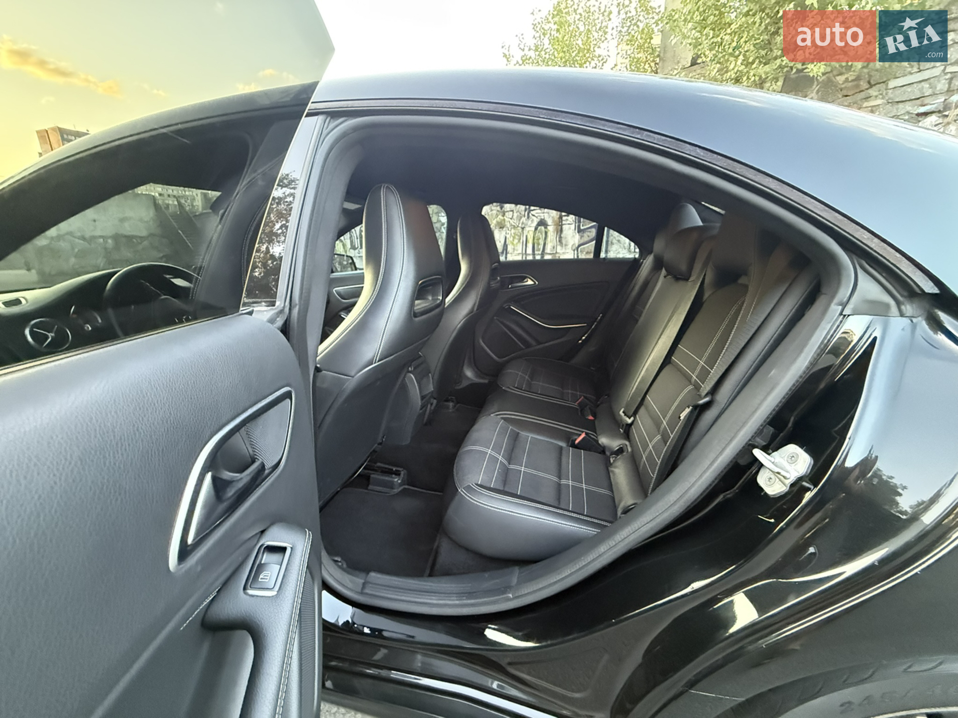 2013 Mercedes-Benz CLA-klasse - мініатюра 13