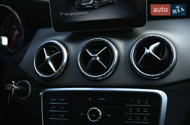 Седан Mercedes-Benz CLA-Class 2017 в 