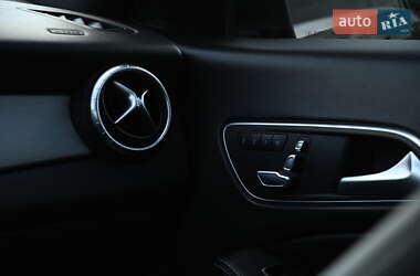 Седан Mercedes-Benz CLA-Class 2017 в 