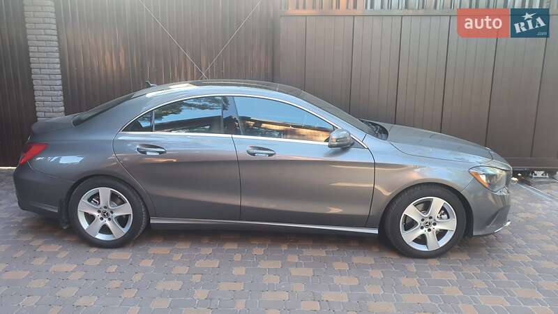 Седан Mercedes-Benz CLA-Class 2017 в Киеве фото 8 Седан Mercedes-Benz CLA-Class 2017 в Киеве