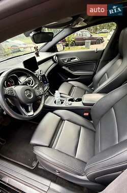 Седан Mercedes-Benz CLA-Class 2017 в 