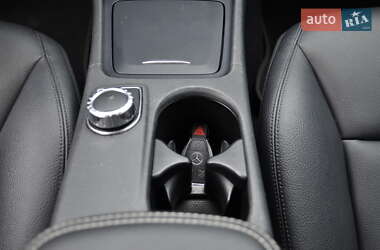 Седан Mercedes-Benz CLA-Class 2015 в 