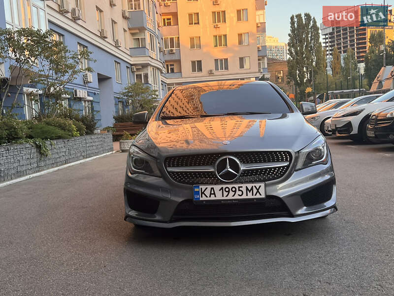 Седан Mercedes-Benz CLA-Class 2015 в Киеве