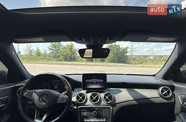Седан Mercedes-Benz CLA-Class 2018 в 