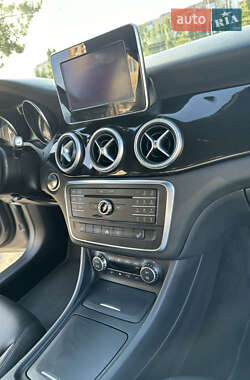 Седан Mercedes-Benz CLA-Class 2015 в 