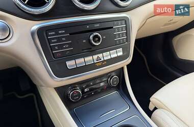 Седан Mercedes-Benz CLA-Class 2018 в 