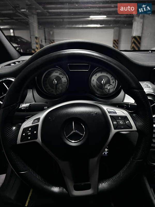 Седан Mercedes-Benz CLA-Class 2014 в Києві