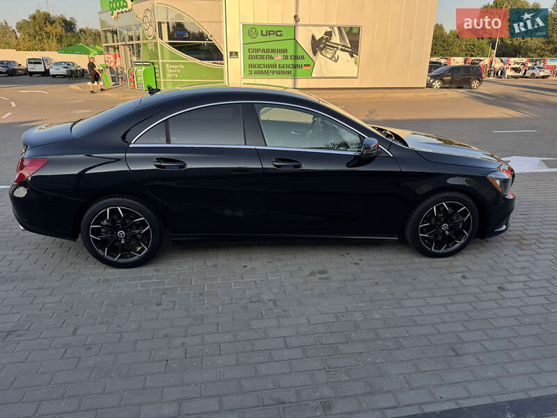 Седан Mercedes-Benz CLA-Class 2015 в Киеве