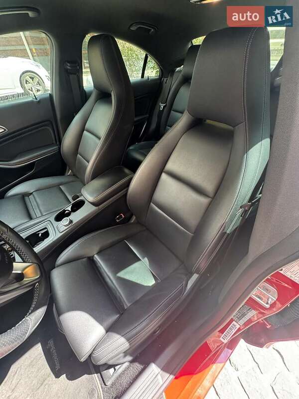 Седан Mercedes-Benz CLA-Class 2017 в Киеве