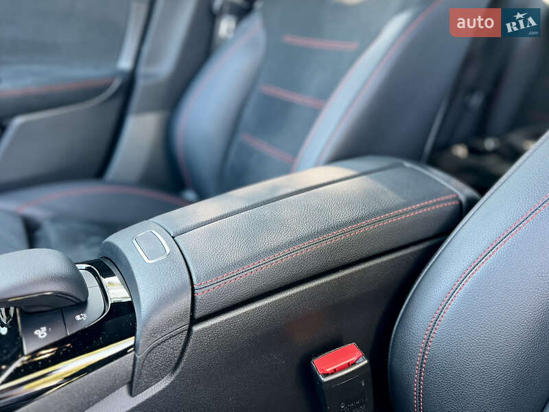 Седан Mercedes-Benz CLA-Class 2022 в Києві
