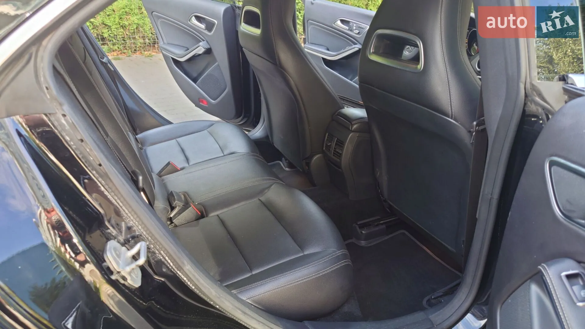 2017 Mercedes-Benz CLA-klasse - мініатюра 23