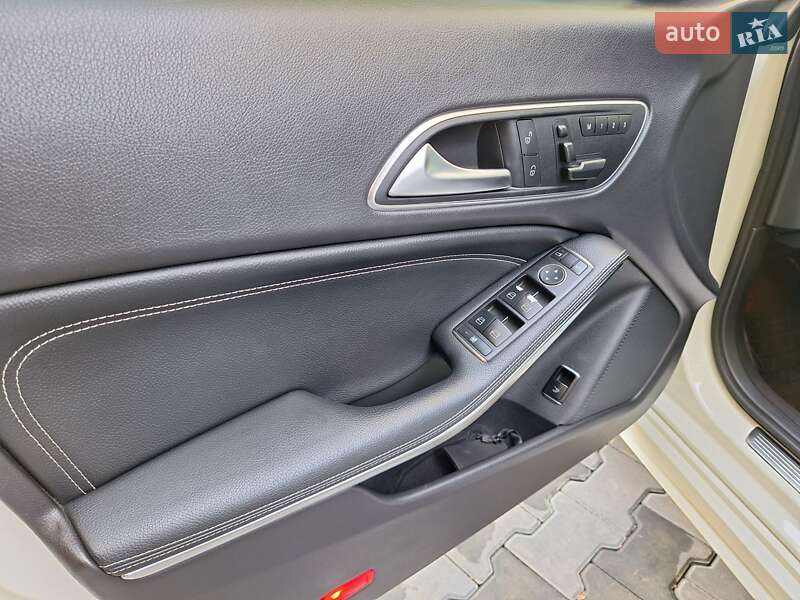 Седан Mercedes-Benz CLA-Class 2015 в Черновцах фото 24 Седан Mercedes-Benz CLA-Class 2015 в Черновцах