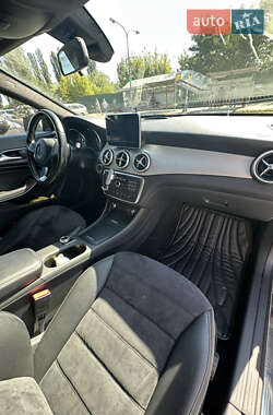 Седан Mercedes-Benz CLA-Class 2014 в 