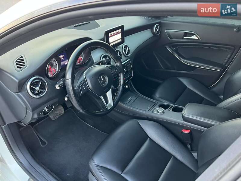 Седан Mercedes-Benz CLA-Class 2013 в Николаеве
