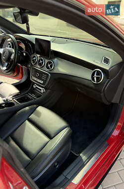 Седан Mercedes-Benz CLA-Class 2017 в 