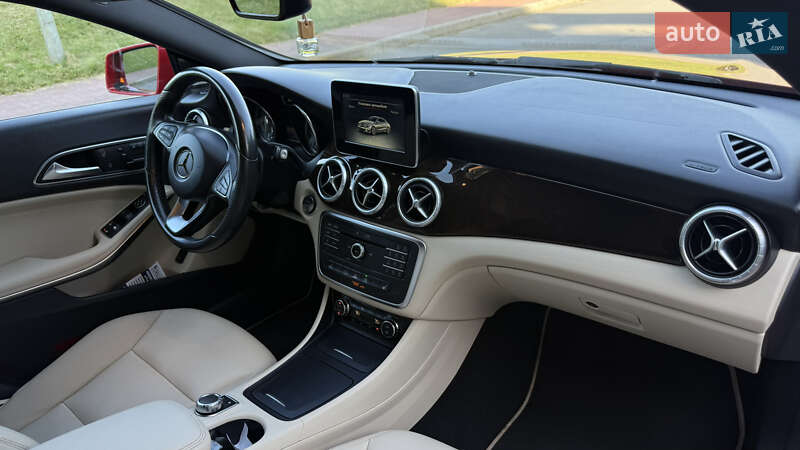 Седан Mercedes-Benz CLA-Class 2015 в Києві