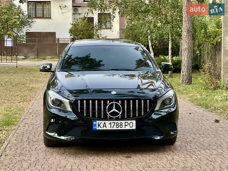 Седан Mercedes-Benz CLA-Class 2013 в Киеве