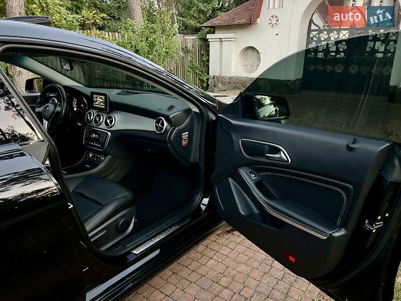 Седан Mercedes-Benz CLA-Class 2013 в Киеве