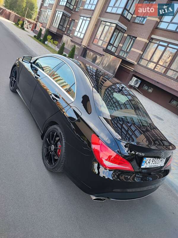 Седан Mercedes-Benz CLA-Class 2015 в Чернігові